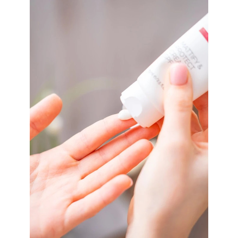 Comodex Mattify&Protect Cream SPF 15 Матувальний захисний крем SPF 15 + ПОДАРУНОК            